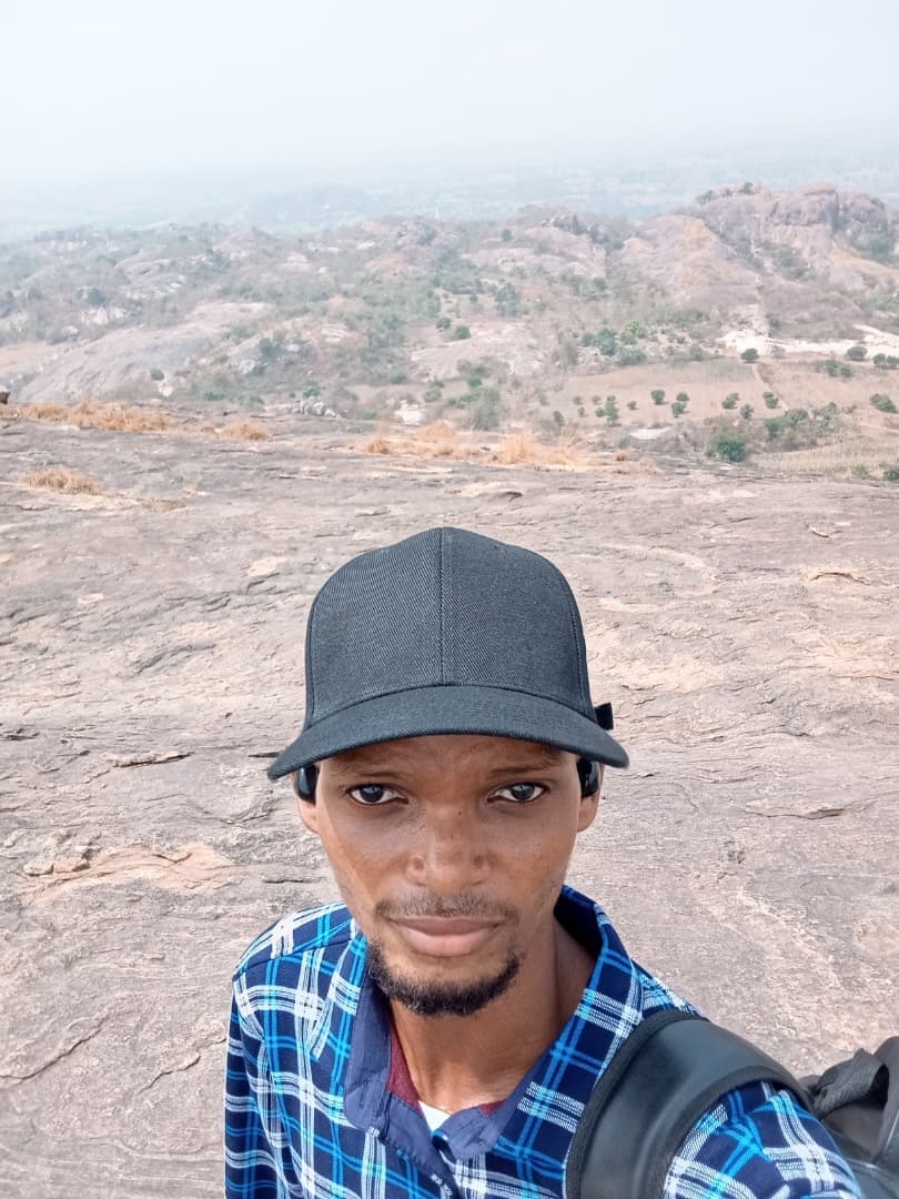 OLUWAPELUMI ISAAC OLAYINKA, Groomsman